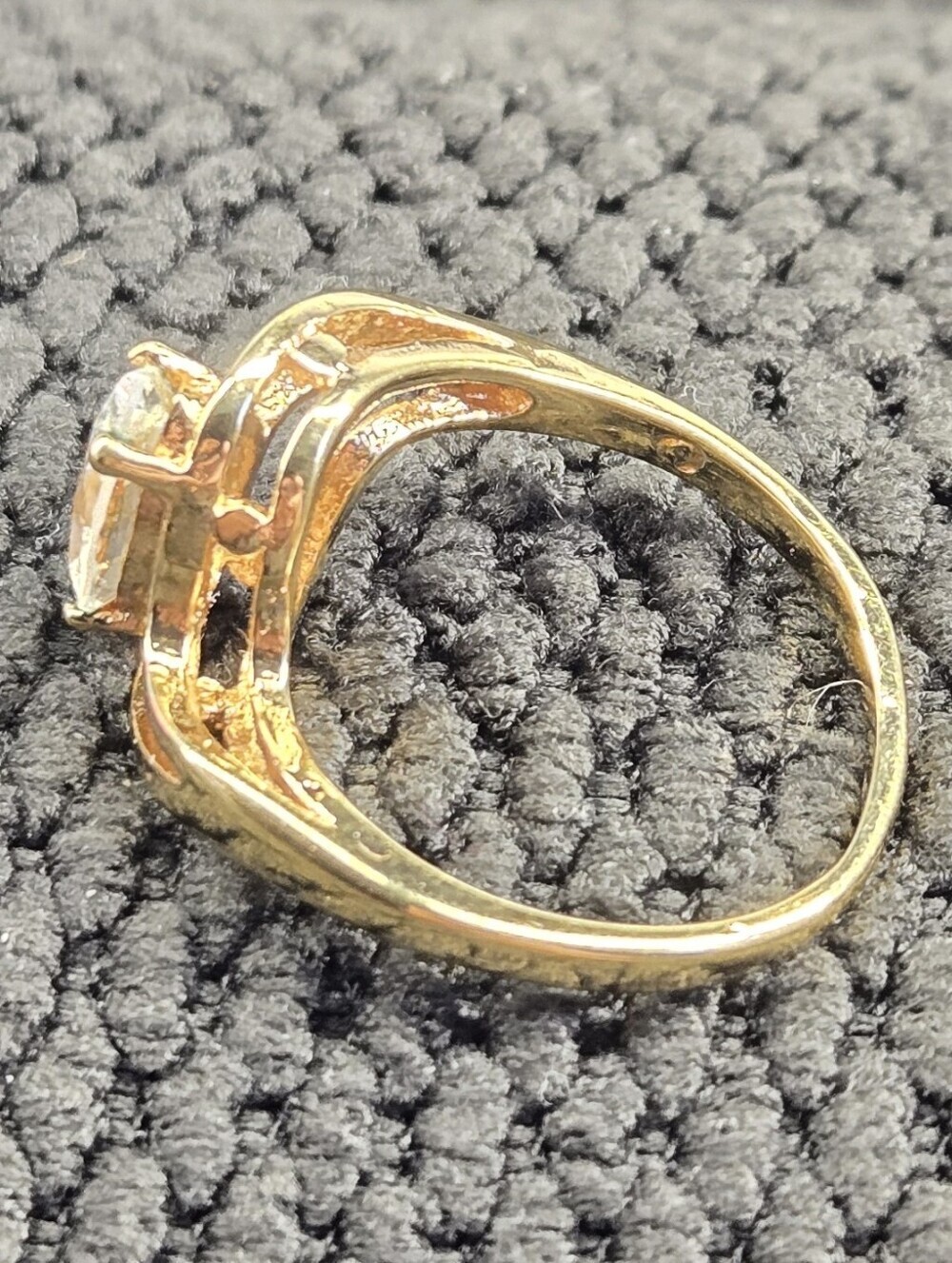 Gold Marquise-Cut Cubic Zirconia Ring - Size 8 - Picture 2 of 8